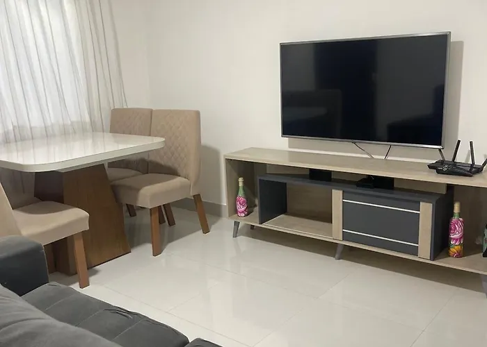 Casa Ampla e Climatizada - Smart TV e Pet Friendly